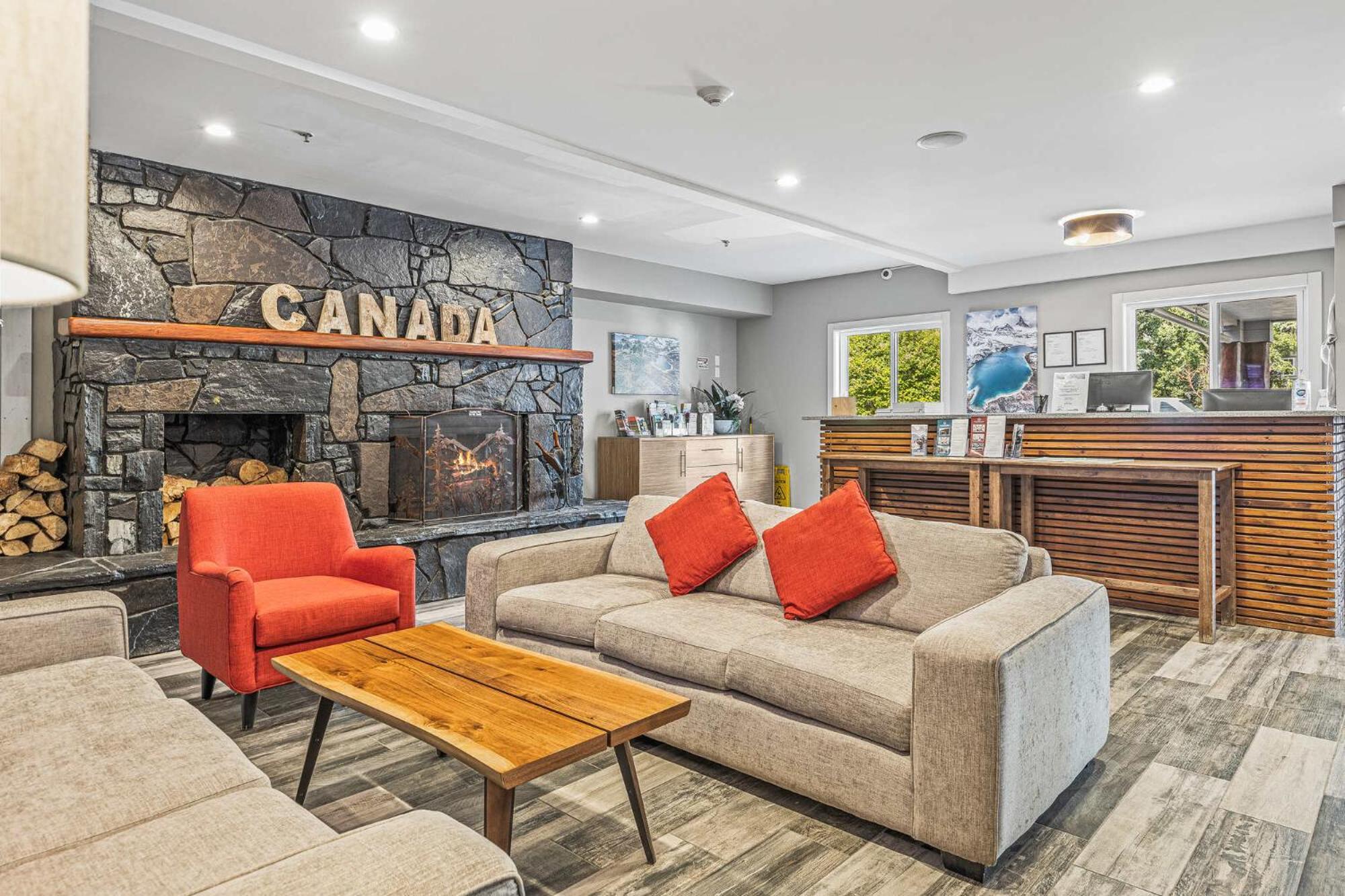 Basecamp Lodge Canmore Exterior foto